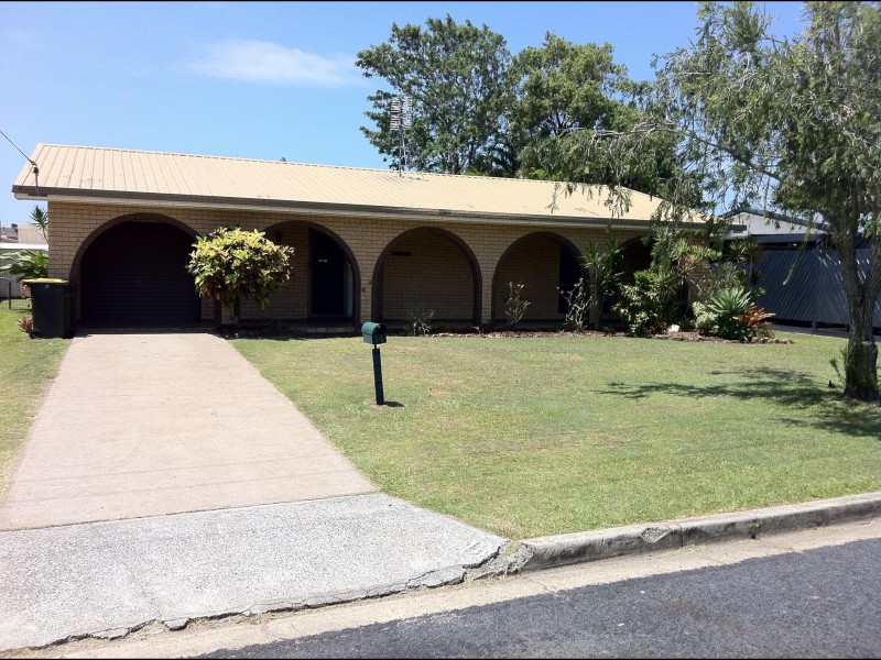 14 Minguin St, Scarness QLD 4655