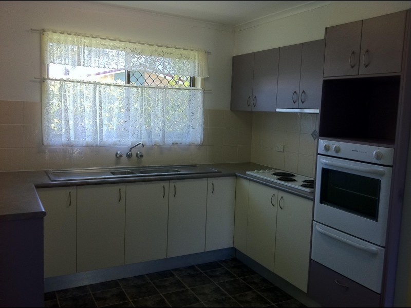 14 Minguin St, Scarness QLD 4655