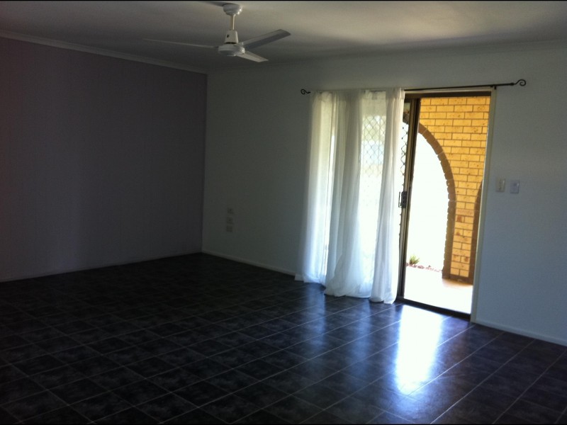 14 Minguin St, Scarness QLD 4655