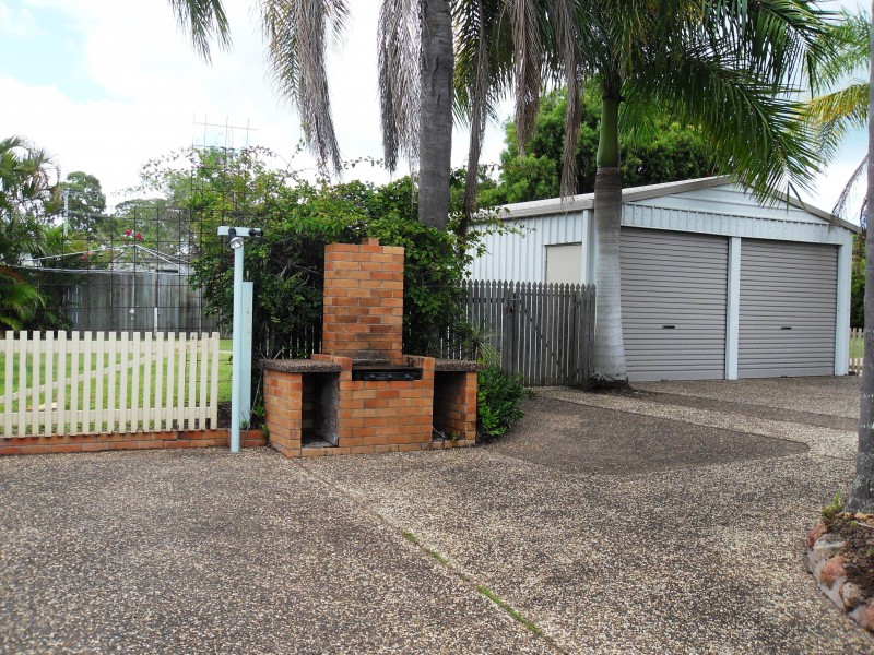 159 Esplanade, Point Vernon QLD 4655