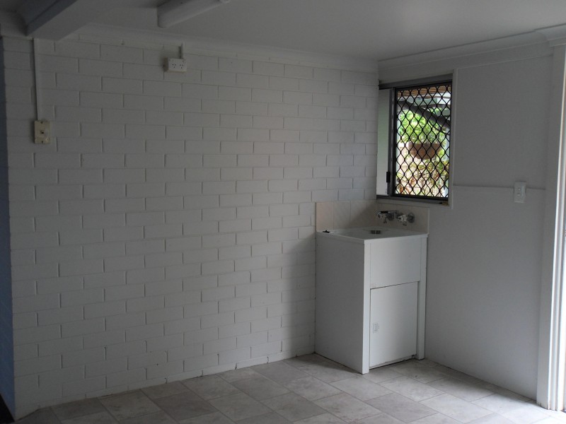 159 Esplanade, Point Vernon QLD 4655