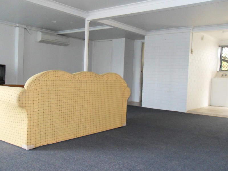 159 Esplanade, Point Vernon QLD 4655