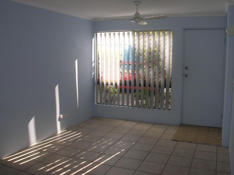 8/10 McKean Road, Scarness QLD 4655