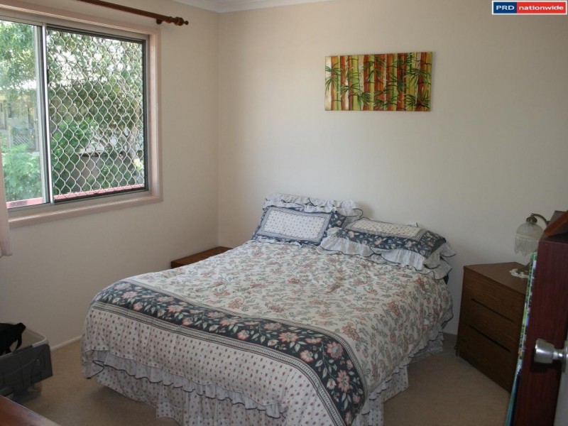 28 Gibbs Street, Urangan QLD 4655