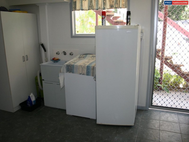 28 Gibbs Street, Urangan QLD 4655