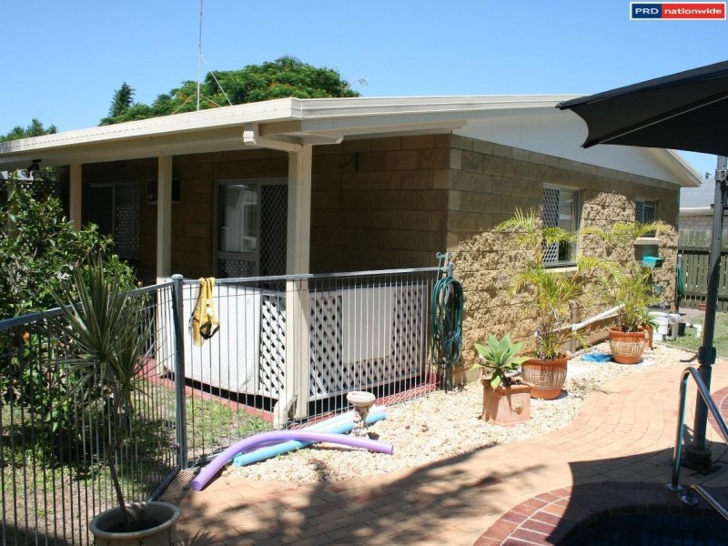 28 Gibbs Street, Urangan QLD 4655