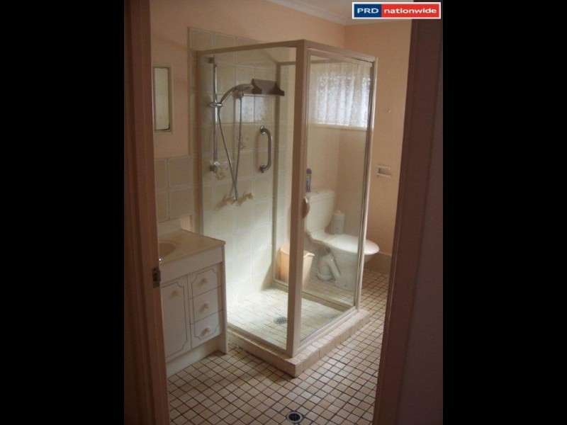 28 Gibbs Street, Urangan QLD 4655