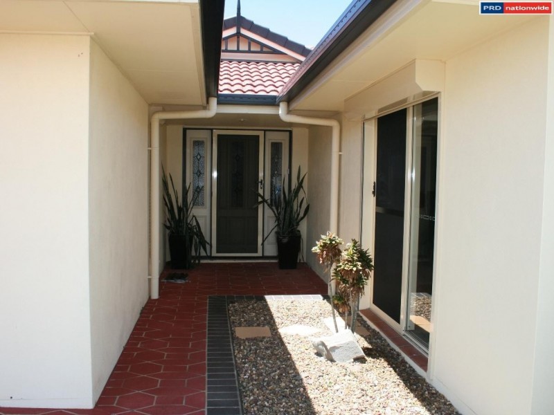 9 Lady Penrhyn Drive, Eli Waters QLD 4655