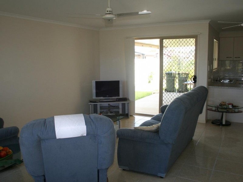 7 Dory Drive, Point Vernon QLD 4655