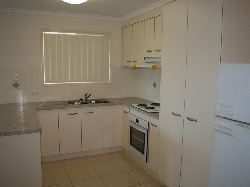 7 Dory Drive, Point Vernon QLD 4655
