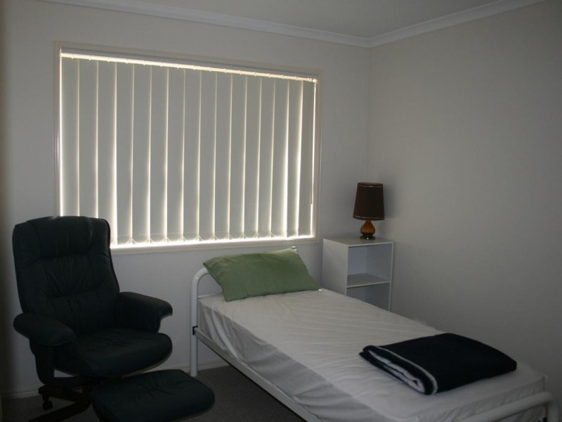 7 Dory Drive, Point Vernon QLD 4655