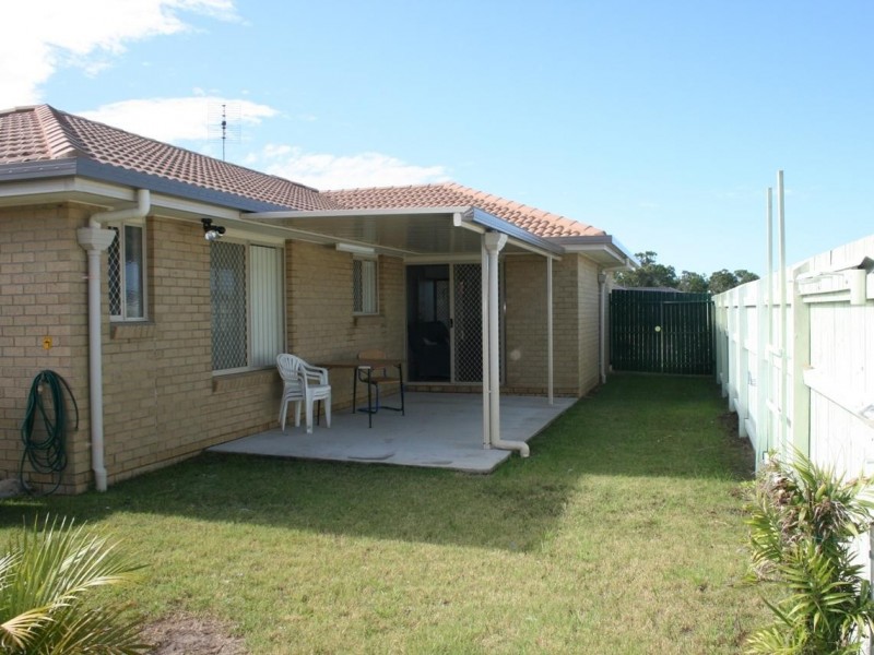 7 Dory Drive, Point Vernon QLD 4655