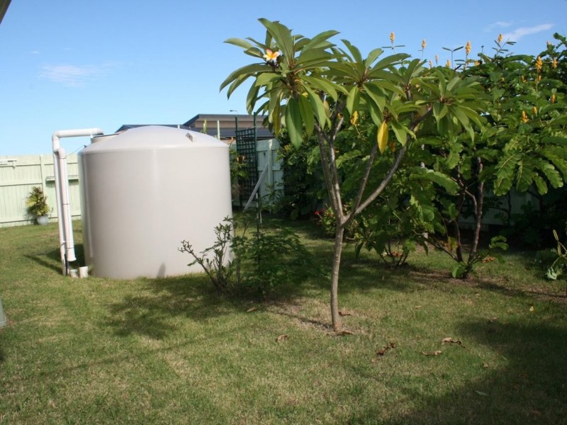 7 Dory Drive, Point Vernon QLD 4655