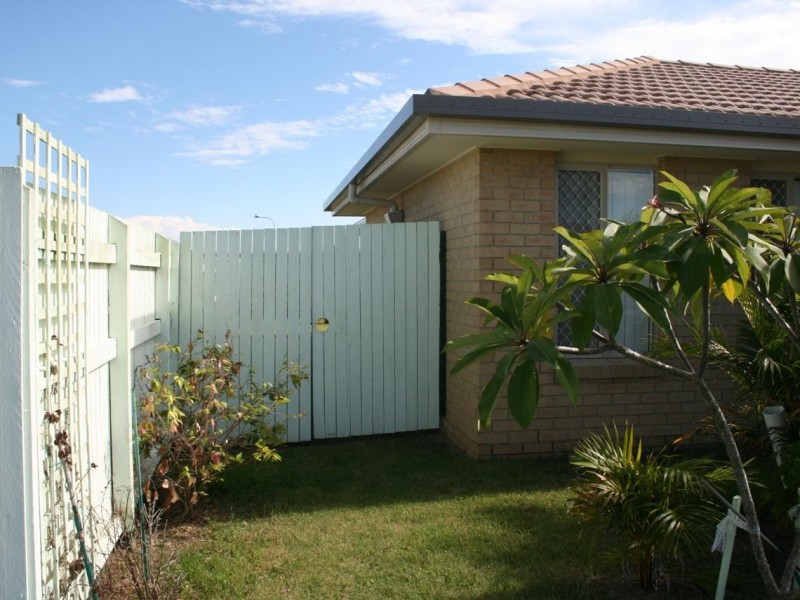 7 Dory Drive, Point Vernon QLD 4655