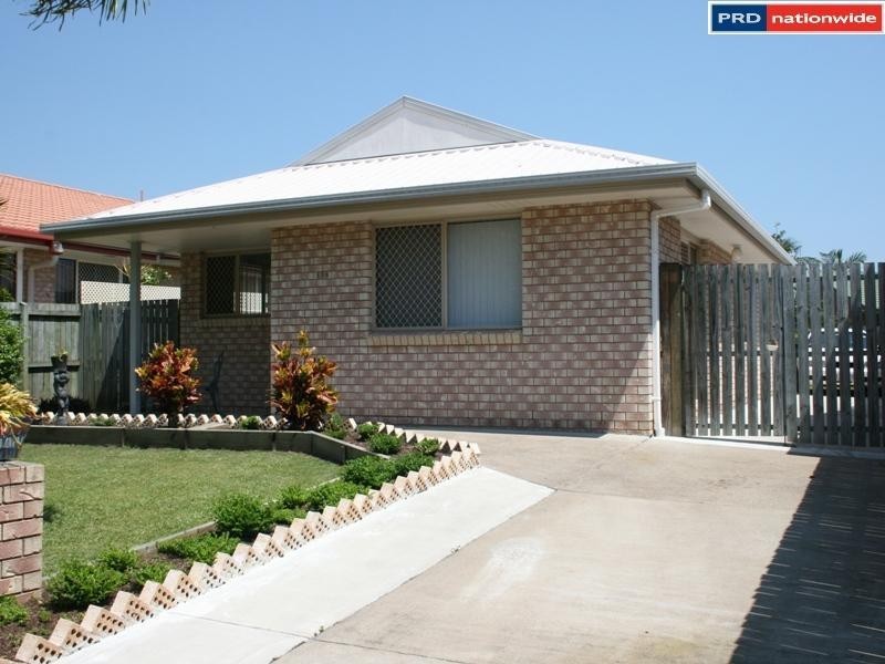 115 Bideford Street, Torquay QLD 4655