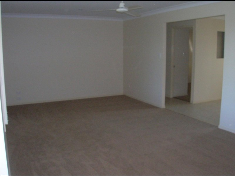 11 Lady Penrhyn Drive, Eli Waters QLD 4655