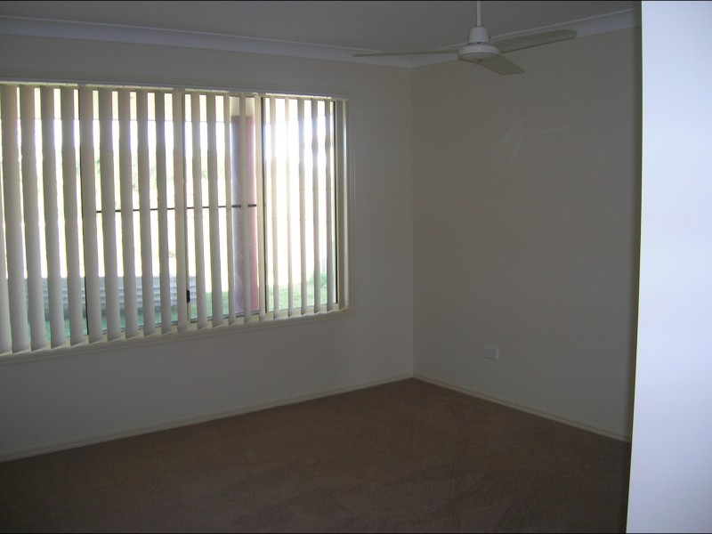 11 Lady Penrhyn Drive, Eli Waters QLD 4655