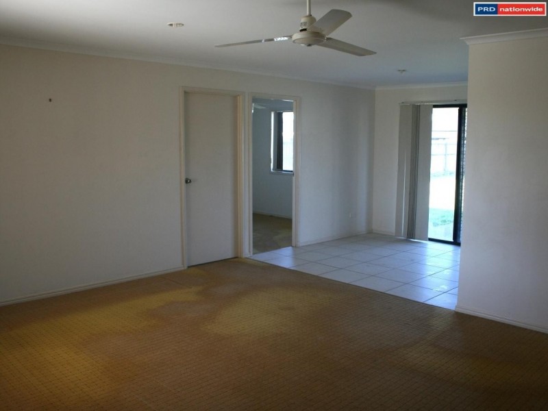 17 Bronton Way, Point Vernon QLD 4655