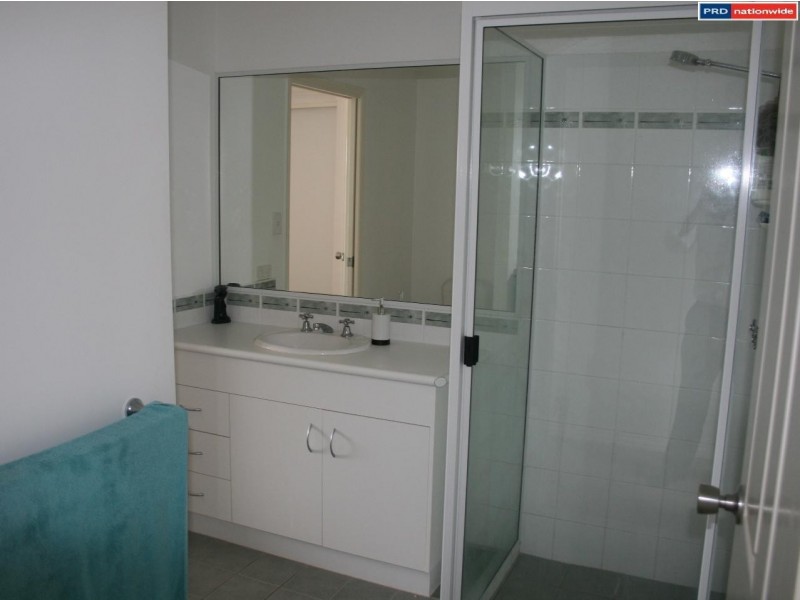 1/85 Ibis Boulevard, Eli Waters QLD 4655