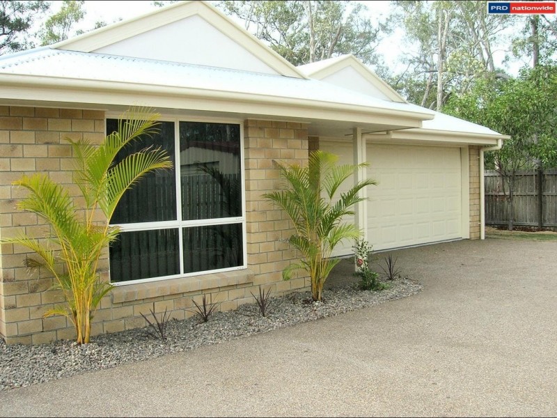 2/11 Daintree Drive, Torquay QLD 4655