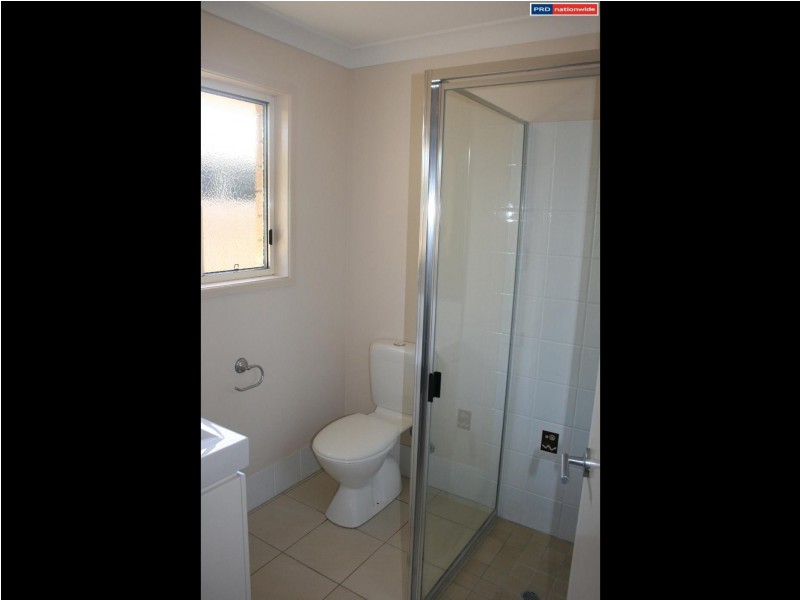 2/11 Daintree Drive, Torquay QLD 4655