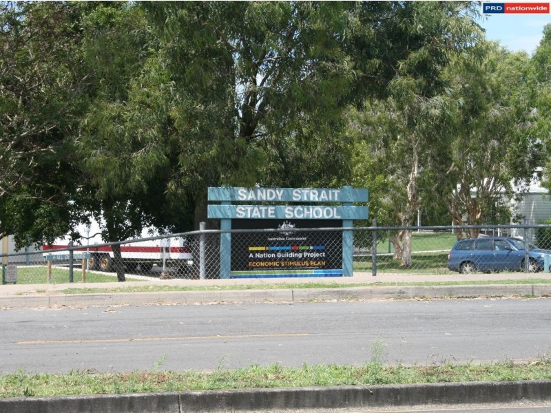 2/11 Daintree Drive, Torquay QLD 4655