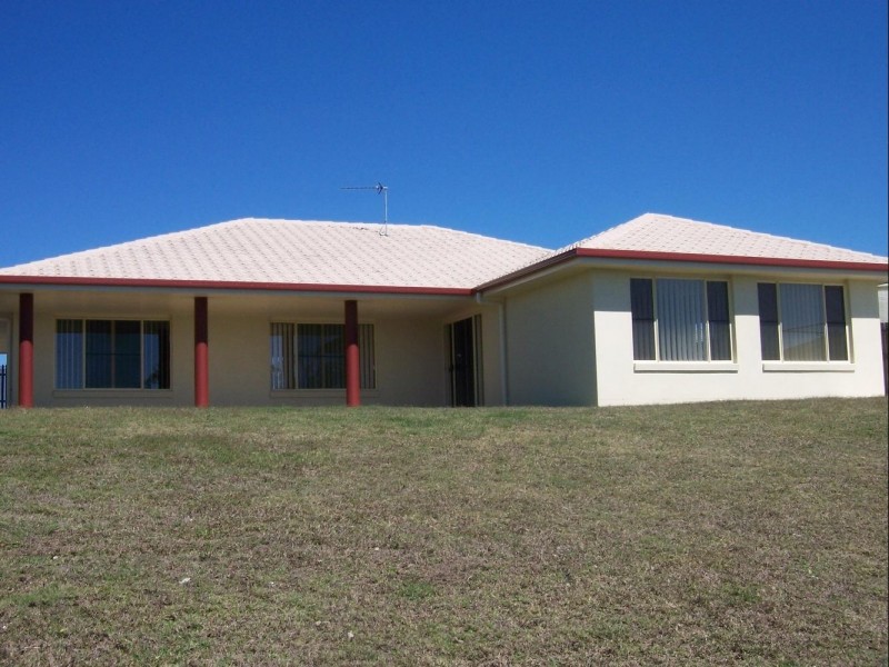 11 Lady Penrhyn Drive, Eli Waters QLD 4655