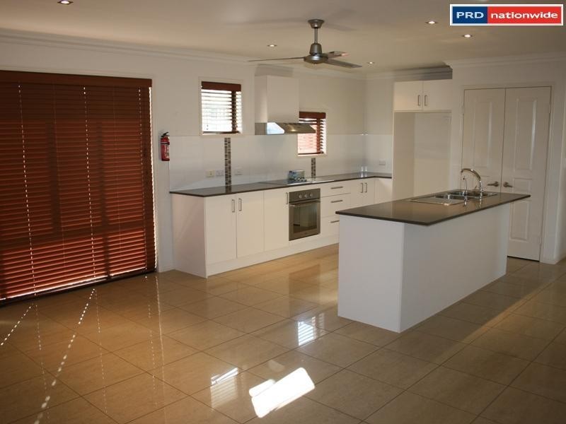 13 Bay Park Road, Wondunna QLD 4655