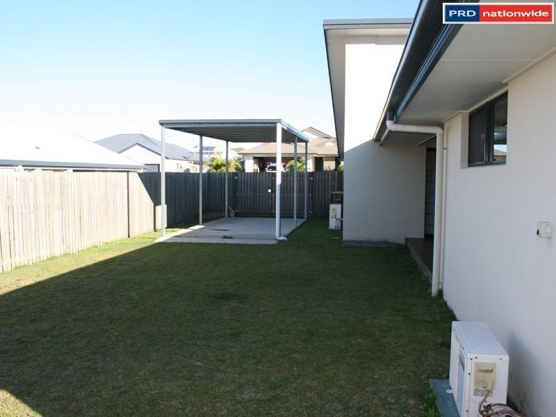 13 Bay Park Road, Wondunna QLD 4655