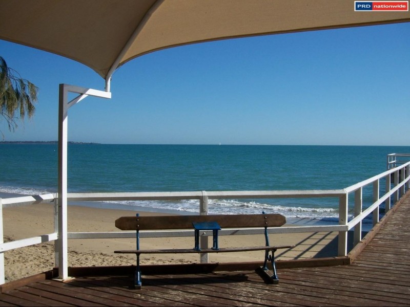7 Ocean Street, Torquay QLD 4655