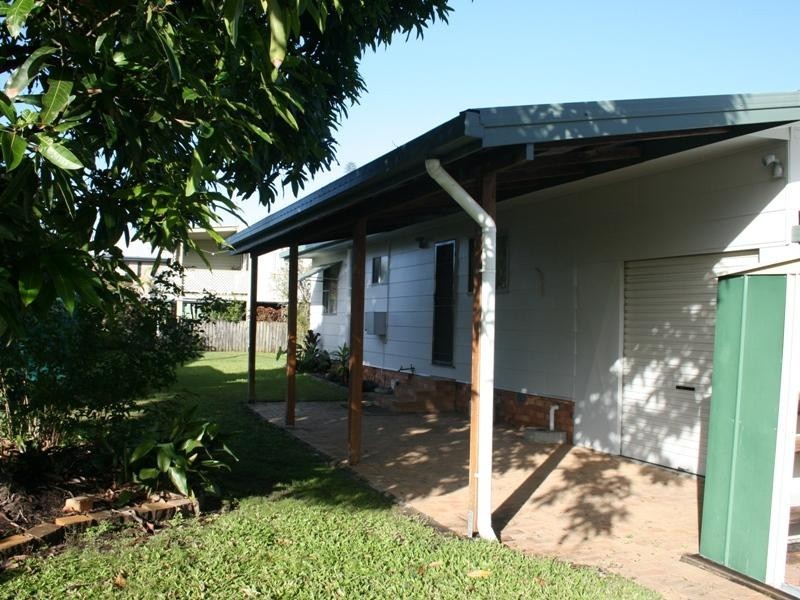 34 Hervey Street, Scarness QLD 4655