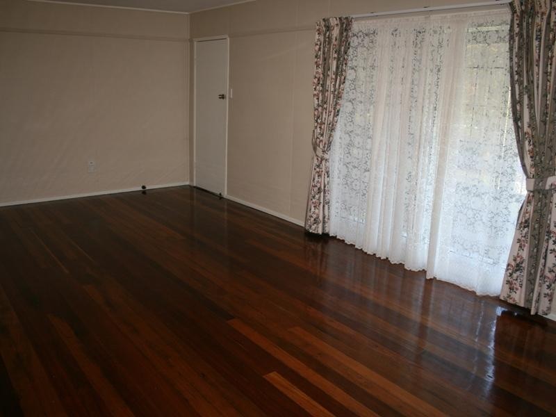 34 Hervey Street, Scarness QLD 4655