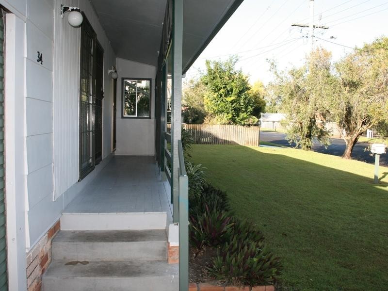 34 Hervey Street, Scarness QLD 4655
