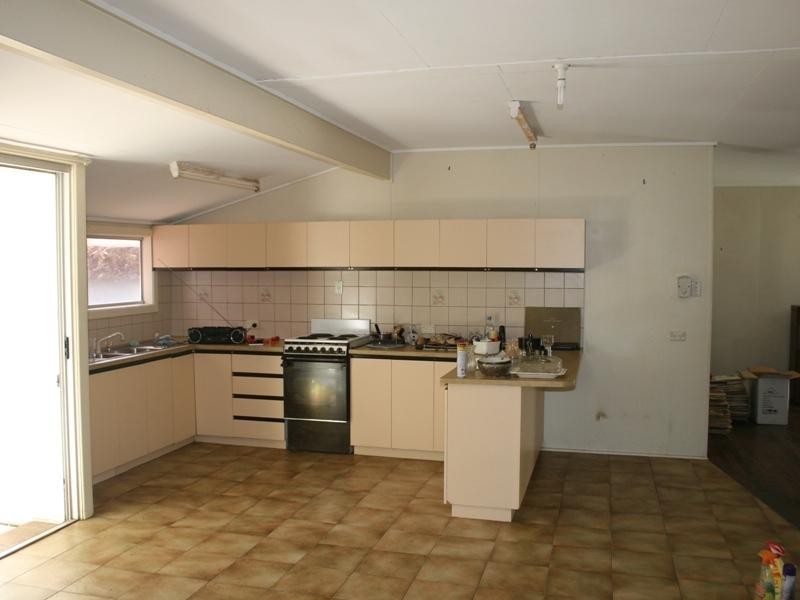 27 Winchelsea Street, Pialba QLD 4655