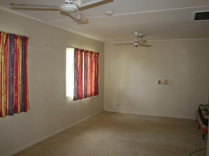 27 Winchelsea Street, Pialba QLD 4655