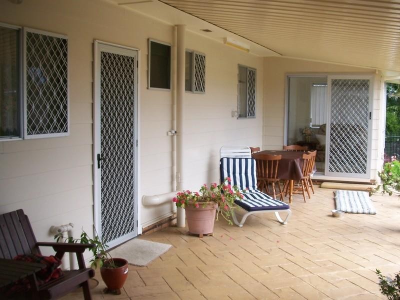 18 Minguin Street, Scarness QLD 4655