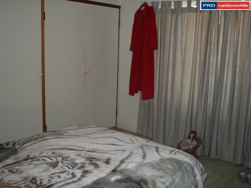 76  Hibiscus Street, Urangan QLD 4655