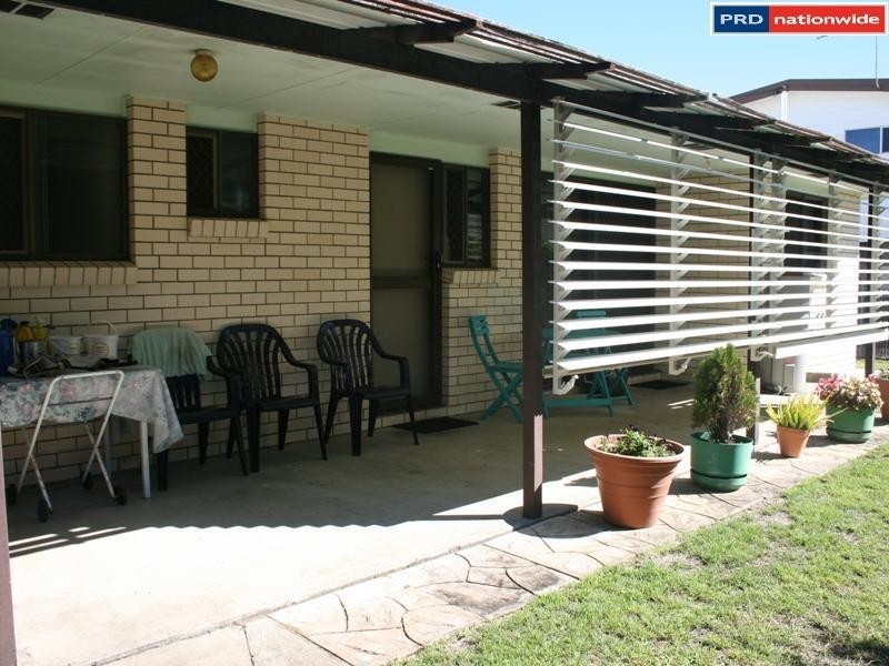 76  Hibiscus Street, Urangan QLD 4655