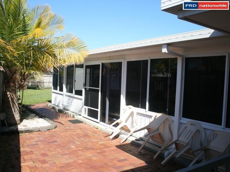 77 Ibis Boulevard, Eli Waters QLD 4655