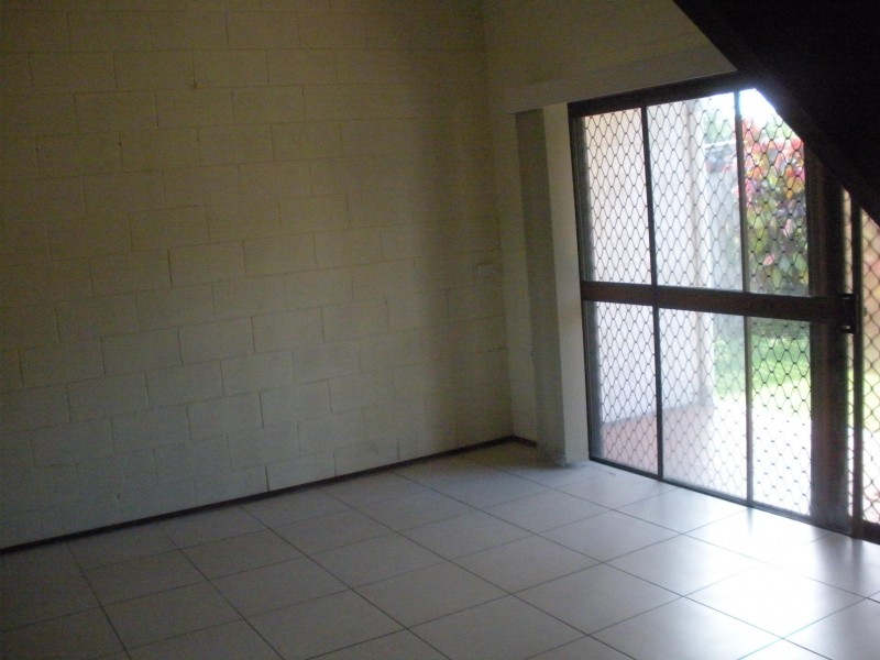 6/25 Hervey St, Scarness QLD 4655