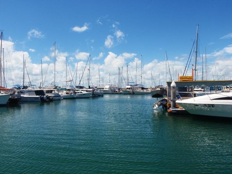 18 South Street, Urangan QLD 4655