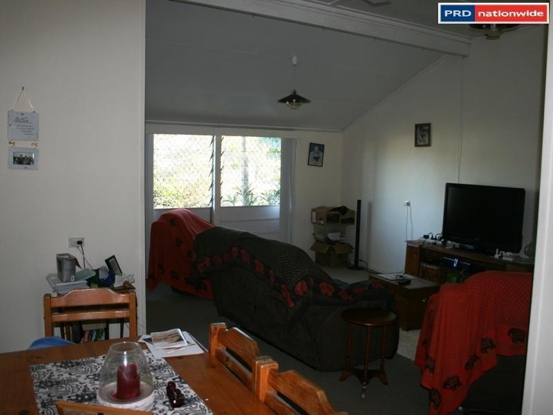 38 Ocean Street, Torquay QLD 4655