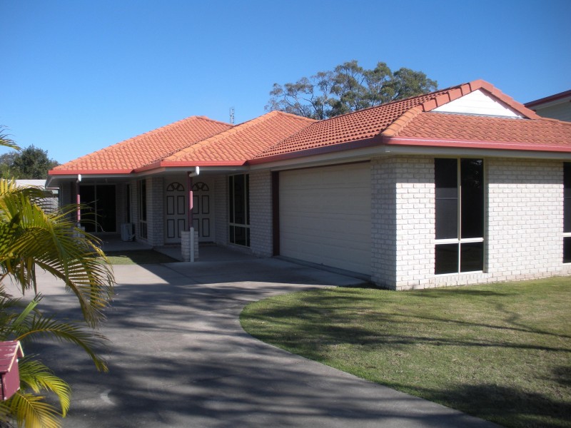 15 Layde Court, Urangan QLD 4655