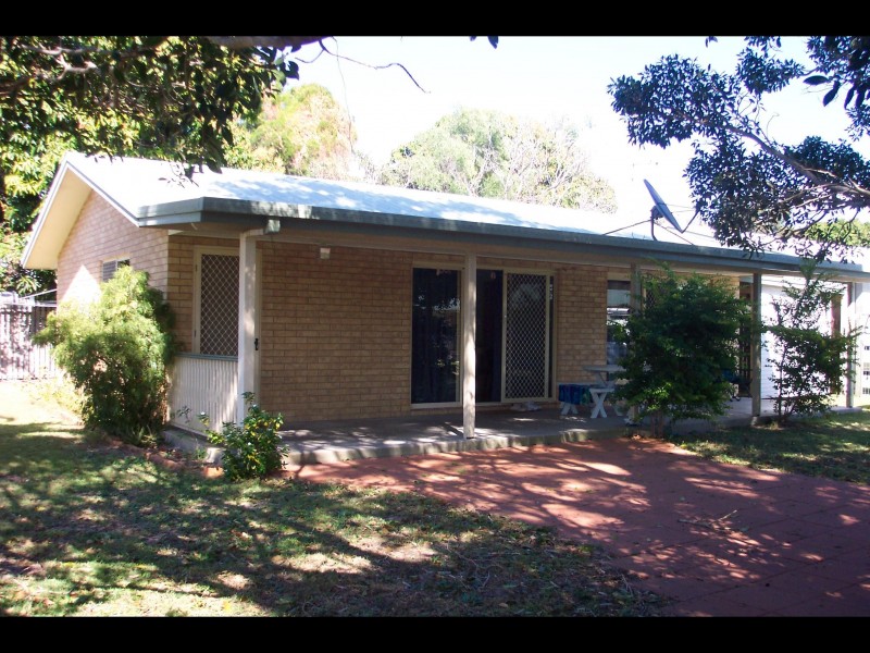 49 Hibiscus Street, Urangan QLD 4655