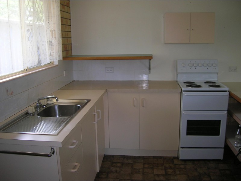49 Hibiscus Street, Urangan QLD 4655