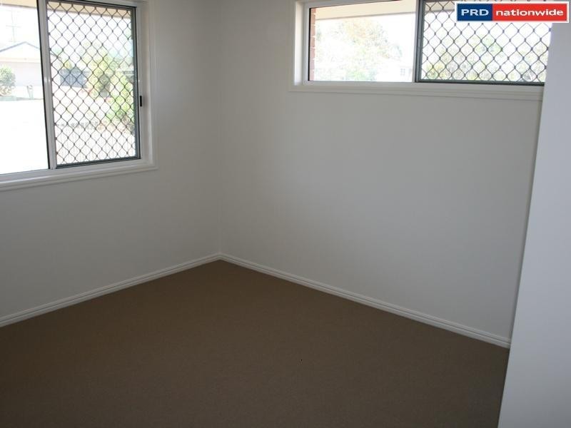 77 Exeter St, Torquay QLD 4655