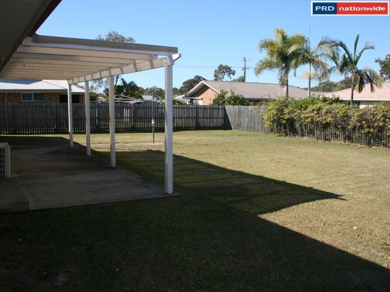 77 Exeter St, Torquay QLD 4655