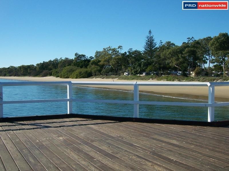 77 Exeter St, Torquay QLD 4655