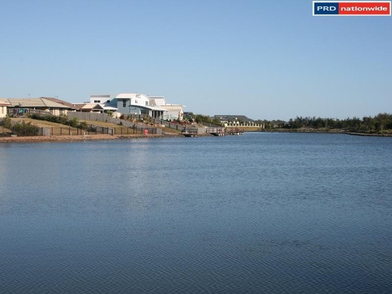 13 Lady Penrhyn Dr, Eli Waters QLD 4655