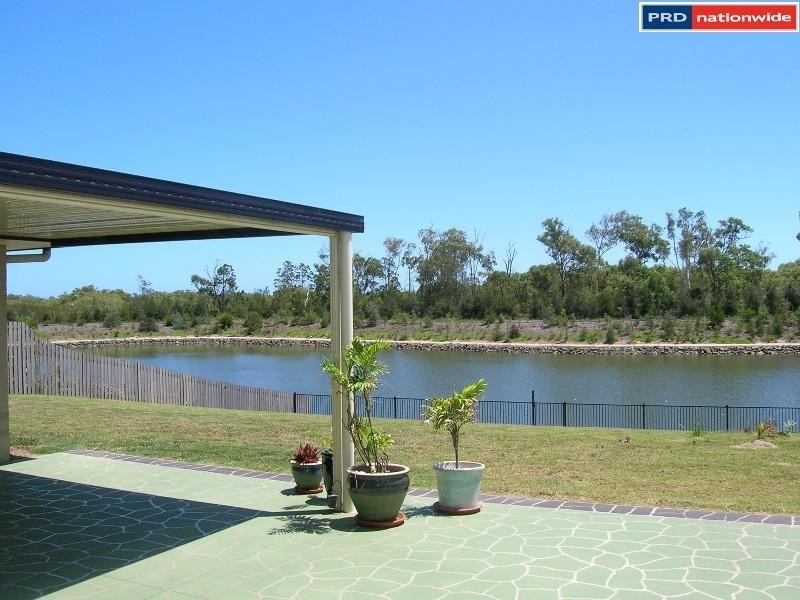 13 Lady Penrhyn Dr, Eli Waters QLD 4655
